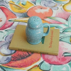 Vintage speckled salt & pepper shaker